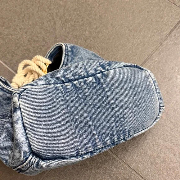 Denim Shoulder Bag with Rope Handle - Picture 5 of 6